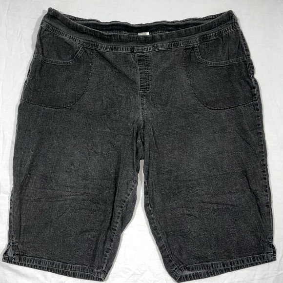 Terra Sky Jeans Women's 3X 24W-26W Black Capri Pull On Comfort Waist Stretch - Picture 1 of 7